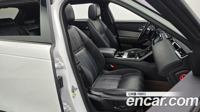 Land Rover Range Rover Velar 2.0 D240 R-Dynamic SE 2018 — фото 26