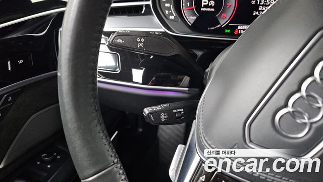 Audi A8 (D5) 55 TFSI Quattro LWB 2020 — фото 15