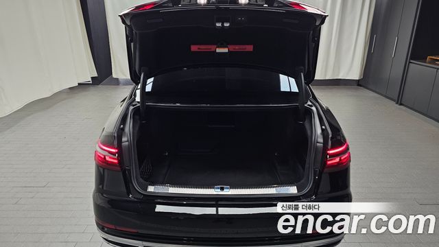 Audi A8 (D5) 55 TFSI Quattro LWB 2020 — фото 18