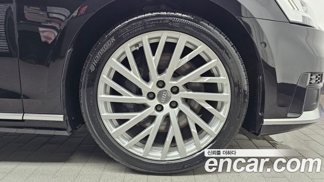 Audi A8 (D5) 55 TFSI Quattro LWB 2020 — фото 21