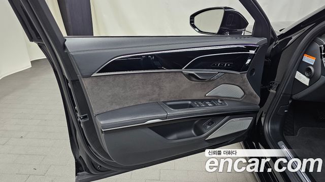Audi A8 (D5) 55 TFSI Quattro LWB 2020 — фото 24