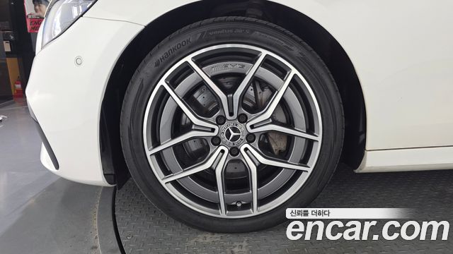 Mercedes-Benz E-Class (W213) E220d 4MATIC AMG Line 2021 — фото 5
