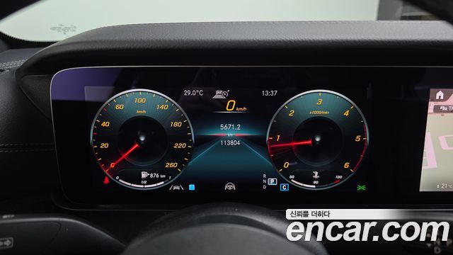 Mercedes-Benz E-Class (W213) E220d 4MATIC AMG Line 2021 — фото 8