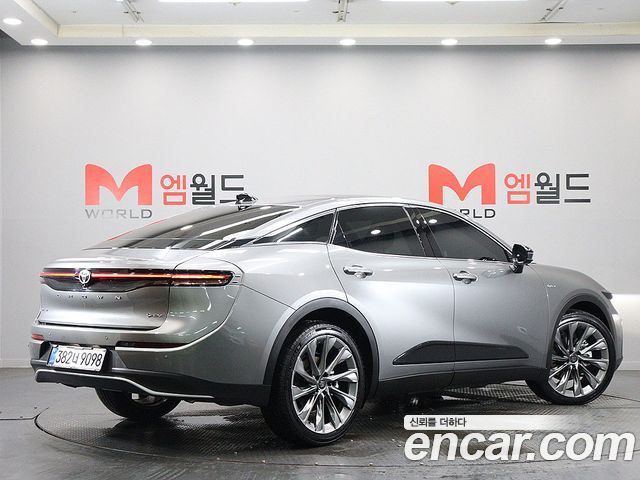 Toyota Crown Crossover 2.5 4WD Hybrid 2026 — фото 2