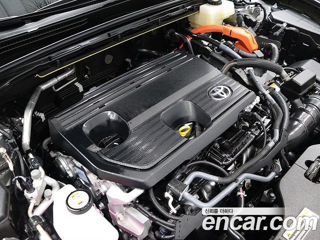 Toyota Crown Crossover 2.5 4WD Hybrid 2026 — фото 6