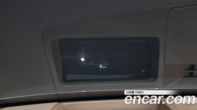 Hyundai Grandeur (GN7) 2,5 Gasoline 2WD Calligraphy 2025 — фото 19