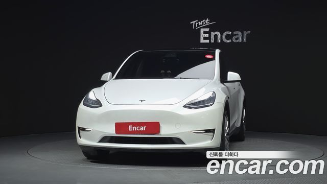 Tesla Model Y Long Range AWD 2021 — фото 3