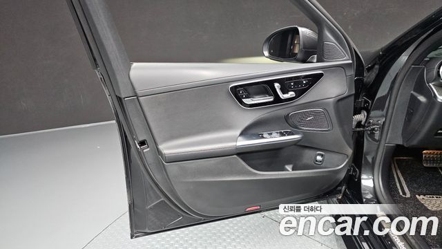 Mercedes-Benz C-Class (W206) C300 AMG Line 2022 — фото 30