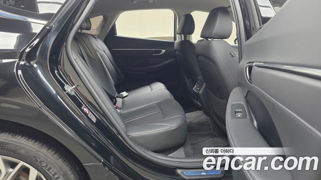 Hyundai Sonata (DN8) 2.0 Premium Plus 2022 — фото 11