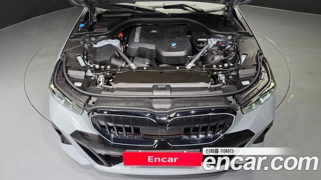 BMW 5 Series (G60) 530i xDrive M Sport Pro Special Edition 2026 — фото 6