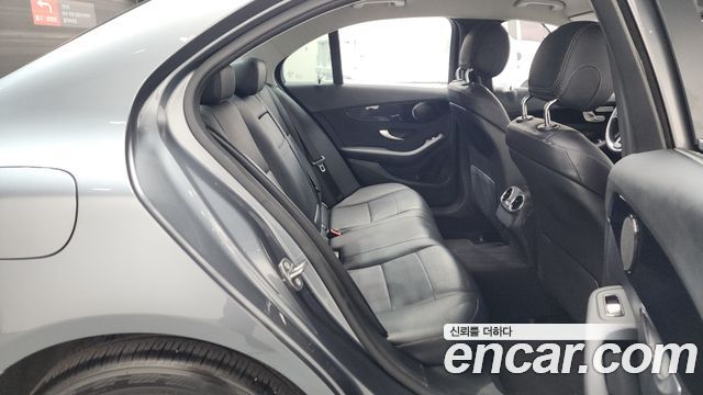 Mercedes-Benz C-Class (W205) C200 2019 — фото 11