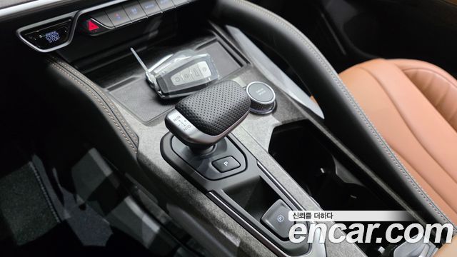 Renault Korea Filante 1.5 E-Tech Iconic 2WD 2027 — фото 9