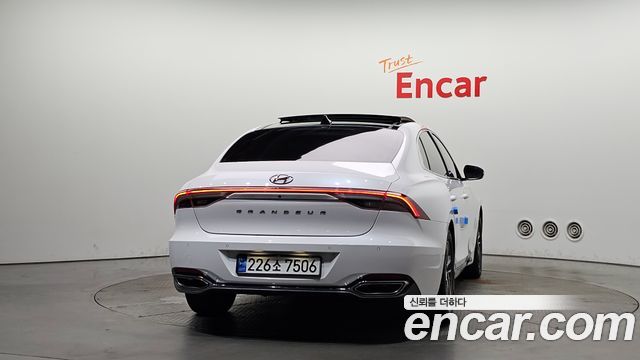 Hyundai Grandeur (IG) 3.0 LPi Rent Car Premium 2021 — фото 4