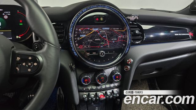 MINI Cooper S JCW Rockingham GT Edition 3rd 2022 — фото 12