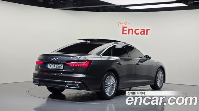 Audi A6 (C8) 45 TFSI Premium 2020 — фото 2