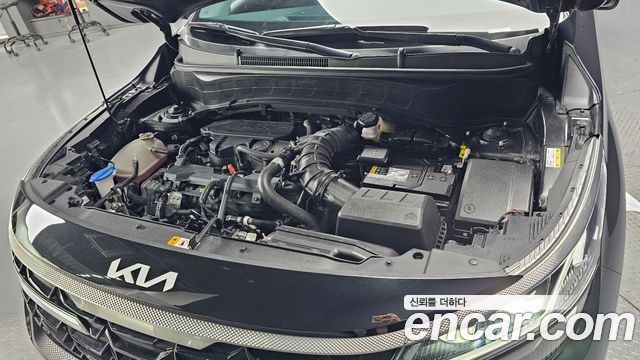 Kia Seltos Gasoline 1.6 Turbo 4WD Signature 2024 — фото 6