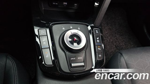 Kia Seltos Gasoline 1.6 Turbo 4WD Signature 2024 — фото 9