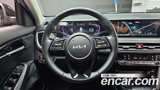 Kia Seltos Gasoline 1.6 Turbo 4WD Signature 2024 — фото 13