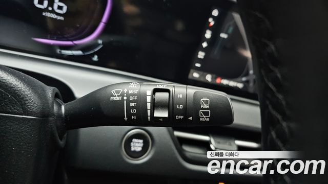 Kia Seltos Gasoline 1.6 Turbo 4WD Signature 2024 — фото 18