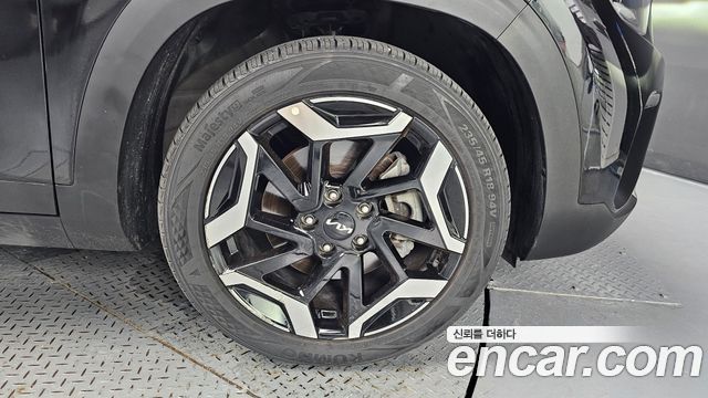 Kia Seltos Gasoline 1.6 Turbo 4WD Signature 2024 — фото 21