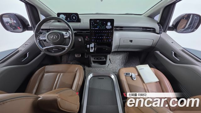 Hyundai Staria 4WD Lounge 7-Seater Inspiration 2022 — фото 7