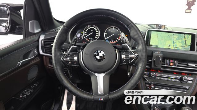 BMW X5 (F15) xDrive M50d 2015 — фото 13