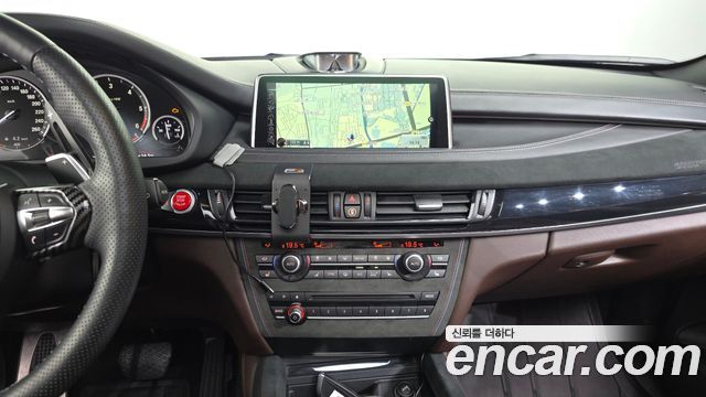 BMW X5 (F15) xDrive M50d 2015 — фото 14