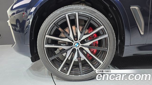 BMW X5 (G05) M50i 2022 — фото 5