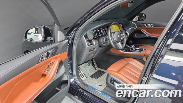 BMW X5 (G05) M50i 2022 — фото 13