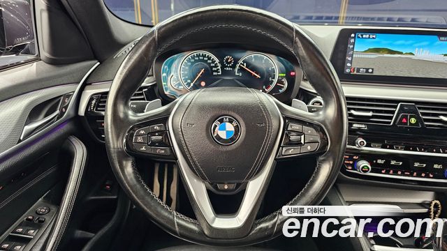 BMW 5 Series (G30) 520d M Sport package 2017 — фото 13