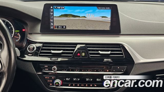 BMW 5 Series (G30) 520d M Sport package 2017 — фото 14