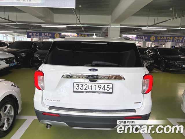 Ford Explorer (VI) 2.3 LimIted 4WD 2020 — фото 4