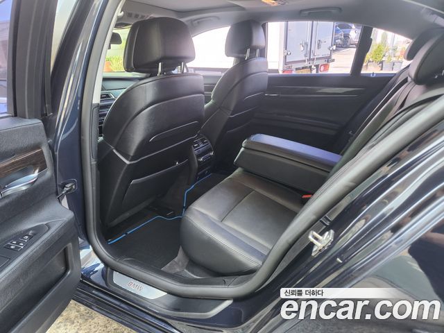 BMW 7 Series (F01) 730d 2012 — фото 16