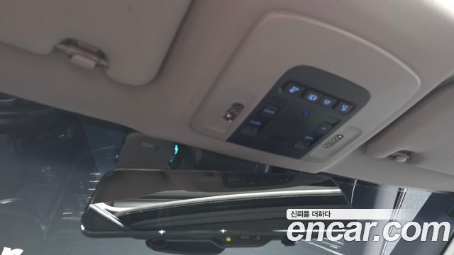 Toyota Camry (XV70) 2.5 XLE Hybrid 2019 — фото 38