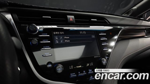 Toyota Camry (XV70) 2.5 XLE Hybrid 2019 — фото 39