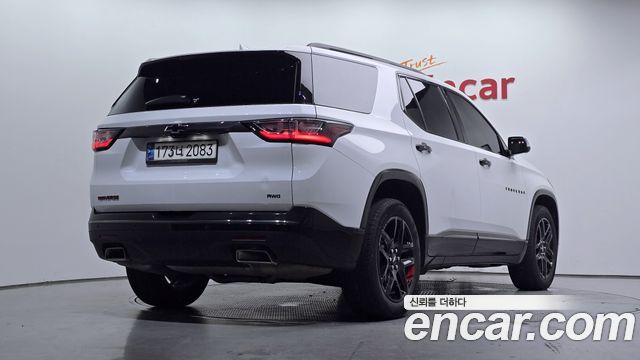 Chevrolet Traverse 3.6 AWD Redline 2021 — фото 2
