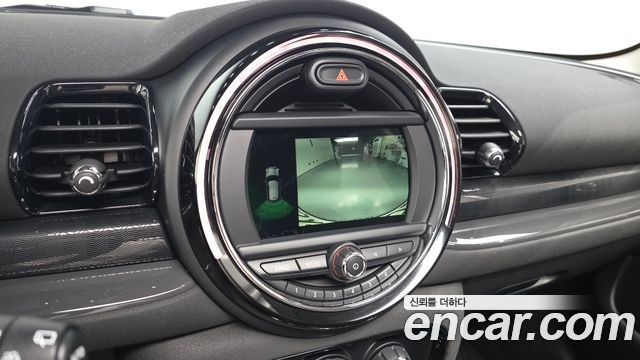 MINI Cooper D Clubman Standard 2nd 2019 — фото 18