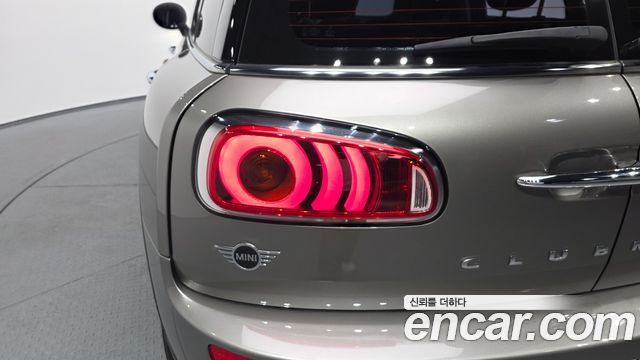 MINI Cooper D Clubman Standard 2nd 2019 — фото 29