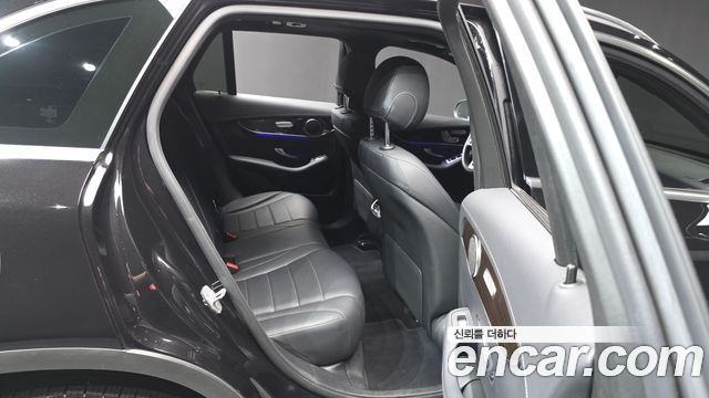 Mercedes-Benz GLC-Class (X253) GLC300 4MATIC 2020 — фото 12