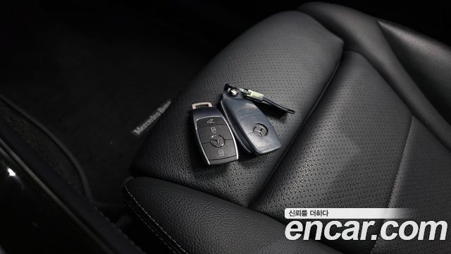 Mercedes-Benz GLC-Class (X253) GLC300 4MATIC 2020 — фото 31