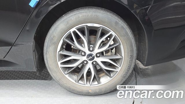 Kia K5 (III) 2.0 Prestige 2022 — фото 26