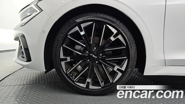 Kia K5 (III) 1.6 Turbo Noblesse 2024 — фото 5