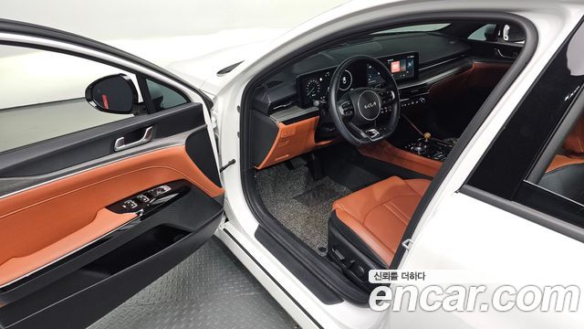 Kia K5 (III) 1.6 Turbo Noblesse 2024 — фото 11