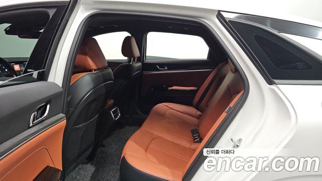 Kia K5 (III) 1.6 Turbo Noblesse 2024 — фото 12