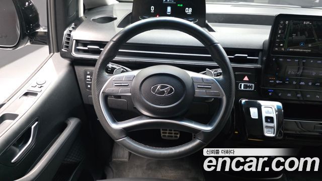 Hyundai Staria 4WD Lounge 9-Seater Prestige 2022 — фото 14