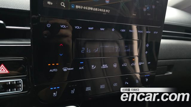 Hyundai Staria 4WD Lounge 9-Seater Prestige 2022 — фото 20
