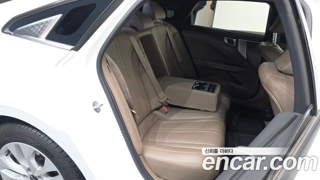 Kia K8 2.5 Gasoline 2WD Noblesse 2023 — фото 12