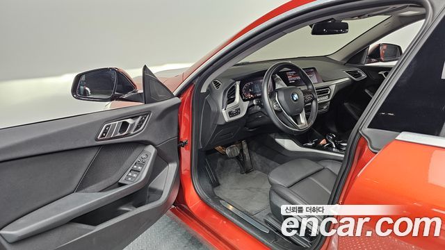 BMW 2 Series Gran Coupe (F44) 218d Advantage 2021 — фото 10