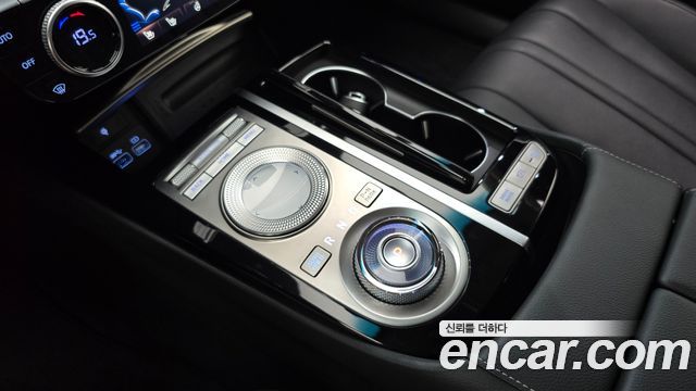 Genesis G80 (RG3) Gasoline 2.5 Turbo AWD 2022 — фото 9