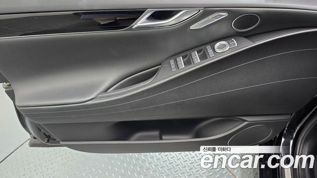 Genesis G80 (RG3) Gasoline 2.5 Turbo AWD 2022 — фото 24